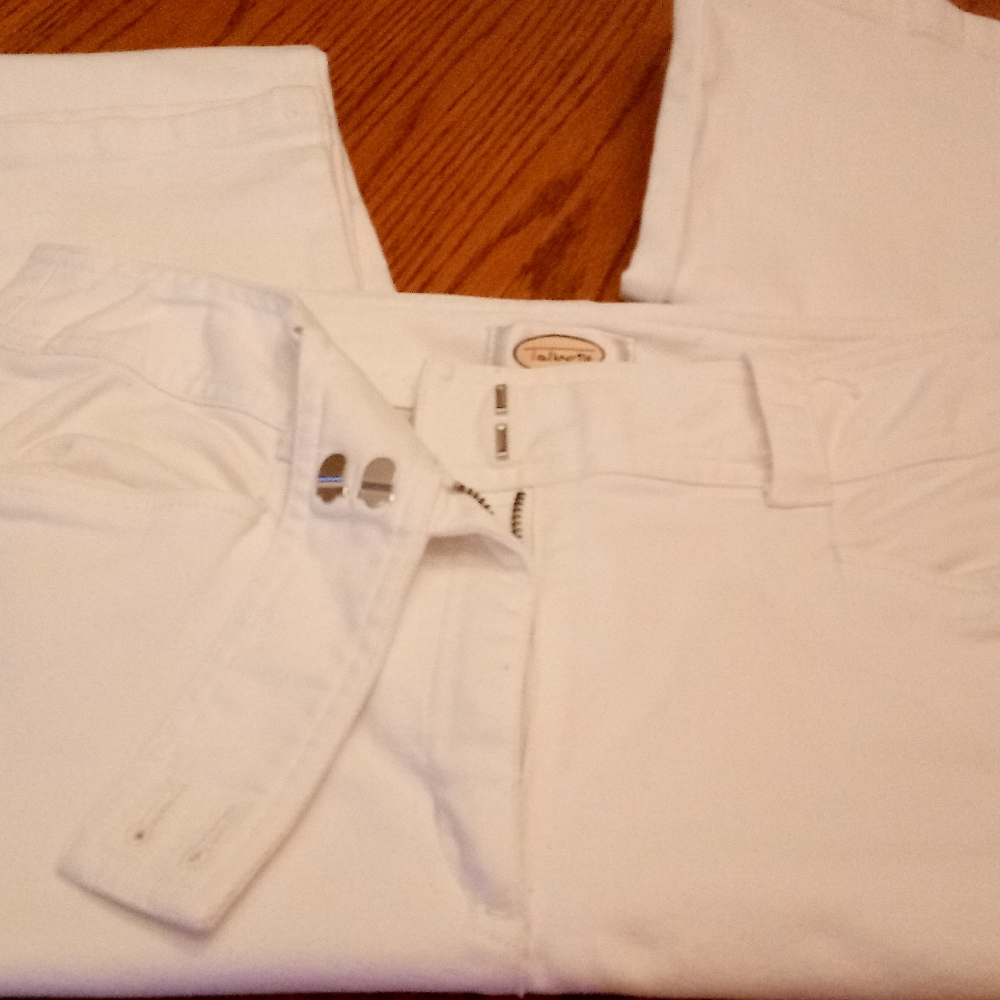 Women's Jeans
